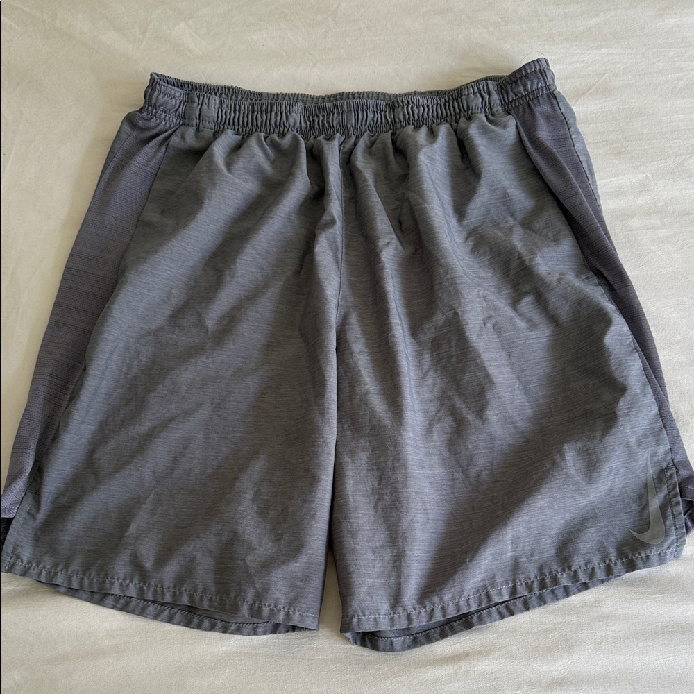 Nike Men's Charcoal Athletic Shorts